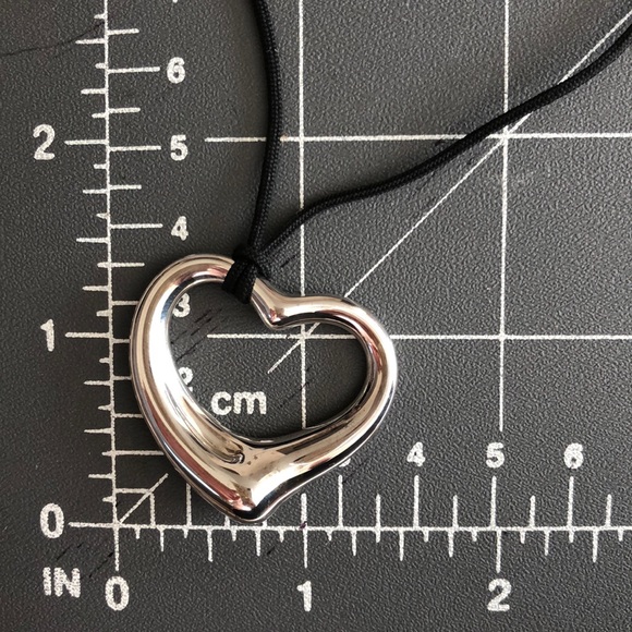 Elsa Peretti Open Heart Necklace - Picture 2 of 5